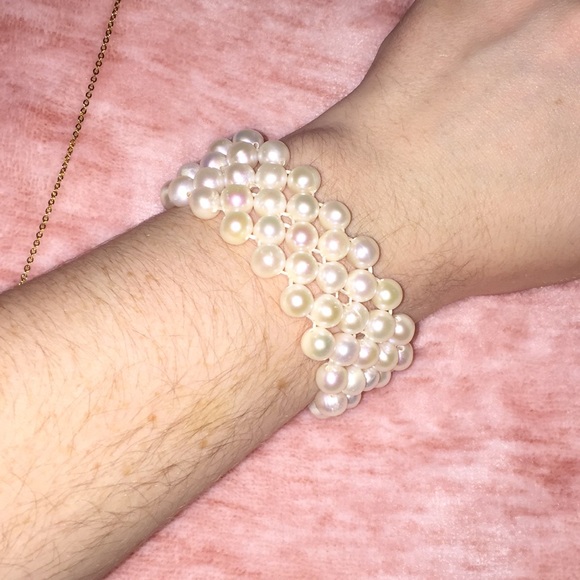 Layered/stacked pearl bracelet - Picture 3 of 3